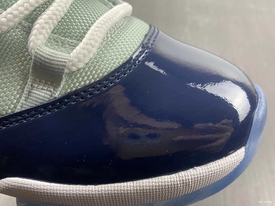 Georgetown - 11 Low 528895-007 Retro Jordan 0207